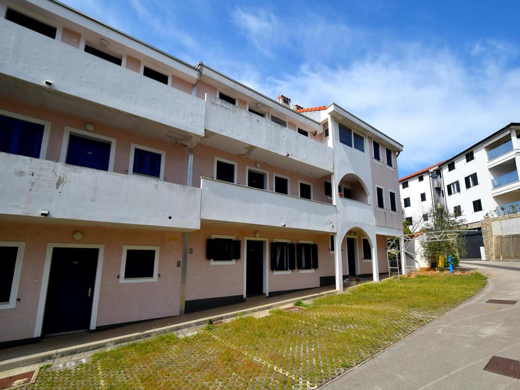 Apartment Oresic Malinska Eksteriør bilde